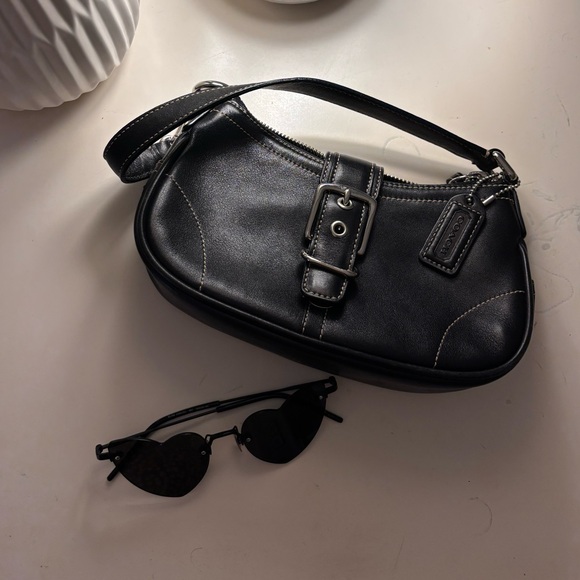 AUTHENTIC SAINT LAURENT Lou Lou sunglasses - Picture 4 of 5